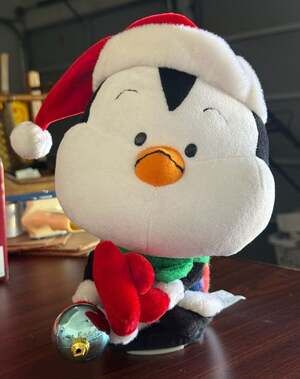 Gemmy Christmas Animated Singing And Cheering Penguin Plush Model 80870